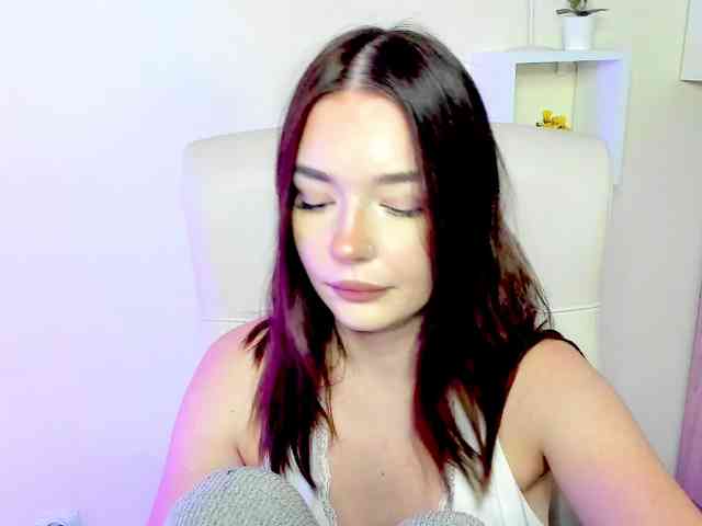 KiaraTease