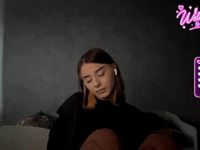 RomanaGoossens live cam on BongaCams