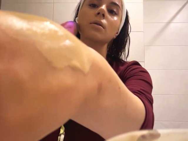 RomanaGoossens live cam on BongaCams