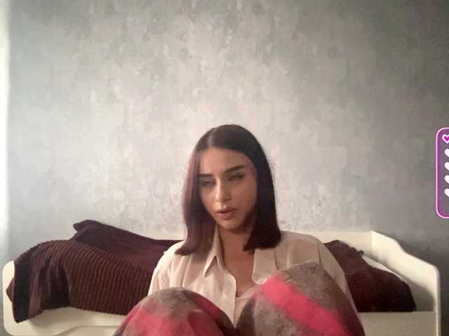 RomanaGoossens live cam on BongaCams
