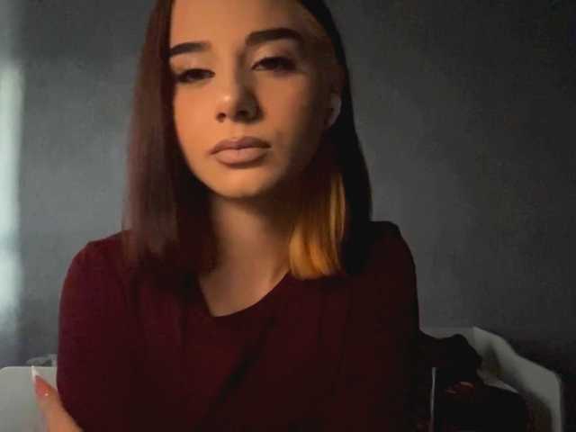 RomanaGoossens live cam on BongaCams
