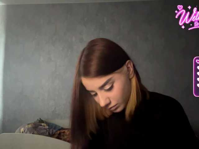 RomanaGoossens live cam on BongaCams