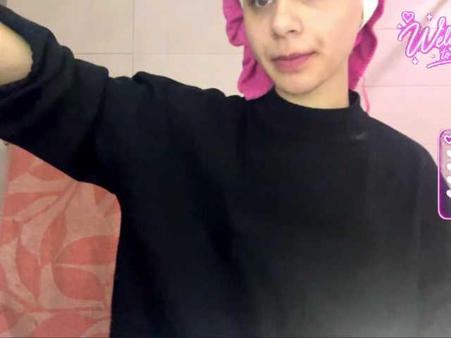 RomanaGoossens live cam on BongaCams