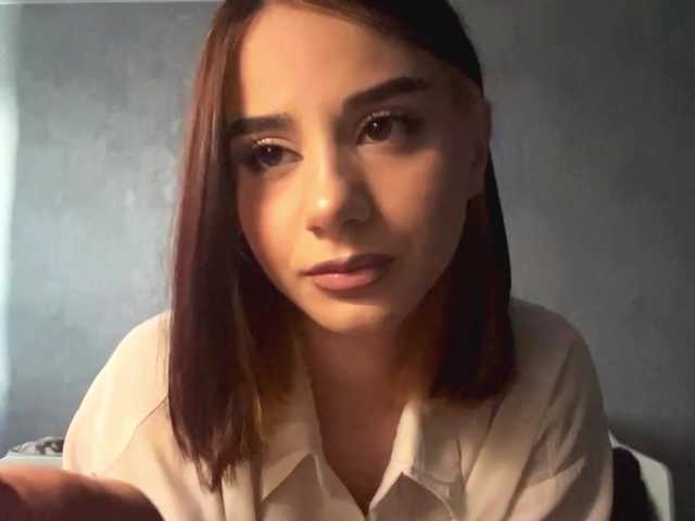 RomanaGoossens live cam on BongaCams