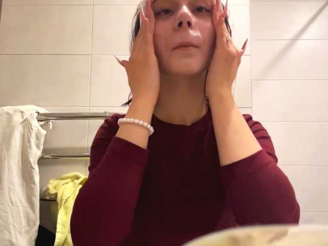 RomanaGoossens live cam on BongaCams