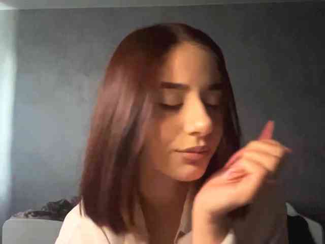Model: Kira_me
