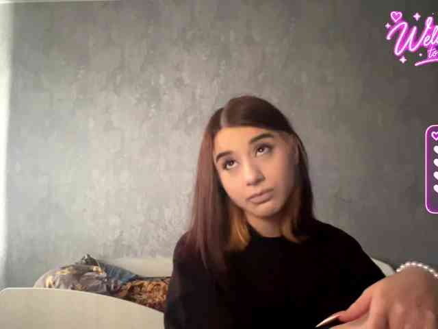 Kira_me webcam