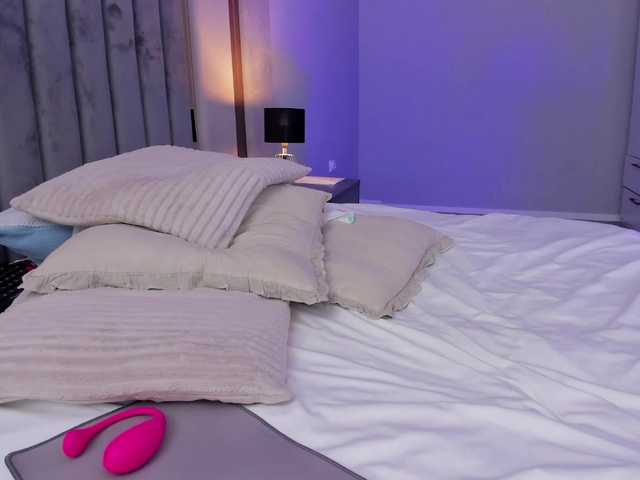 EvyeBee live cam preview