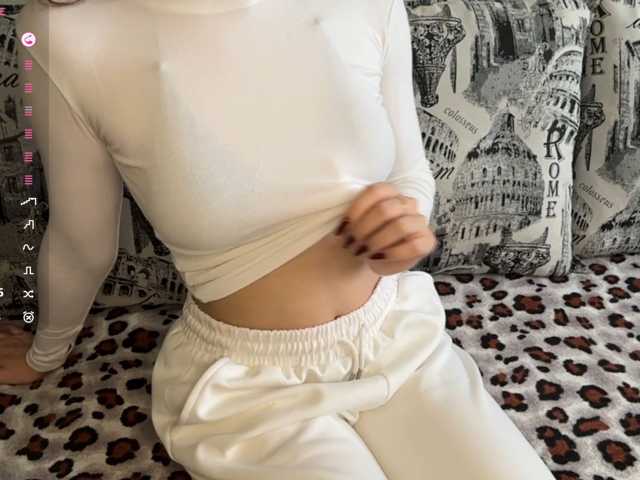 TeofilaCaffee live cam on BongaCams