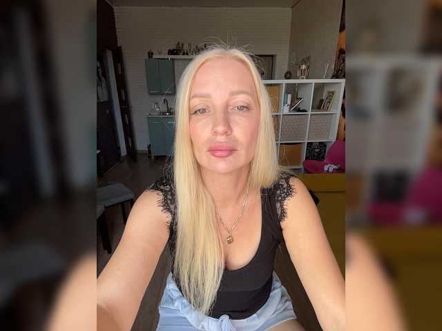 Lava03 live cam on BongaCams
