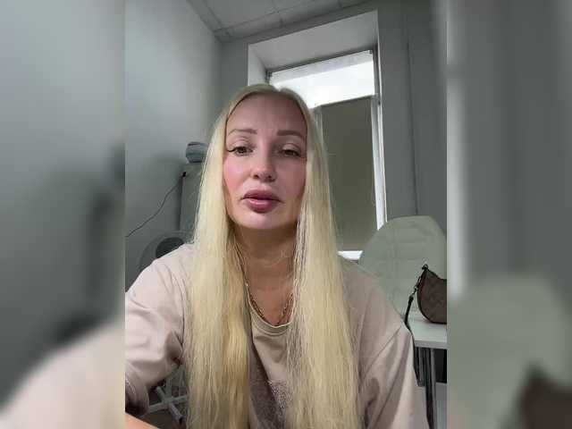 Lava03 live cam on BongaCams