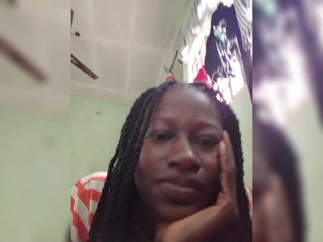 Divine123 webcam