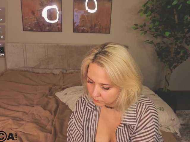 Nikki-Milk live cam preview