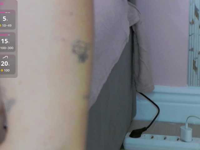 ErikaPinky live cam on BongaCams