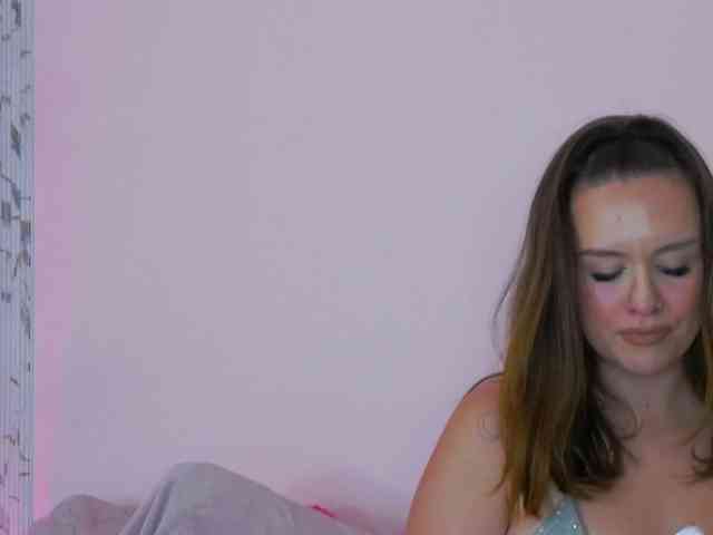 ErikaPinky webcam