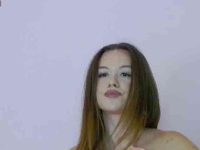 ErikaPinky webcam