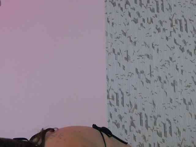 ErikaPinky webcam