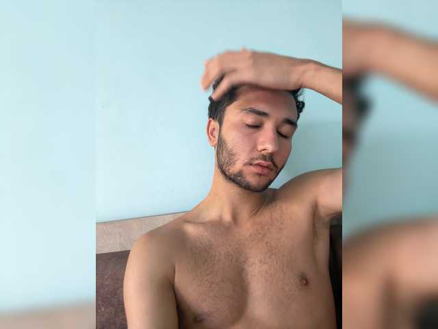 Tim23b — live male cam