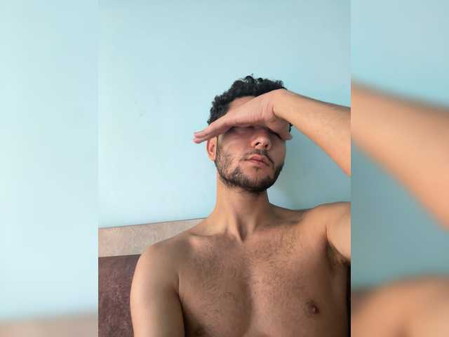 Tim23b — live male cam