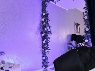 MiaBlue Porn Show
