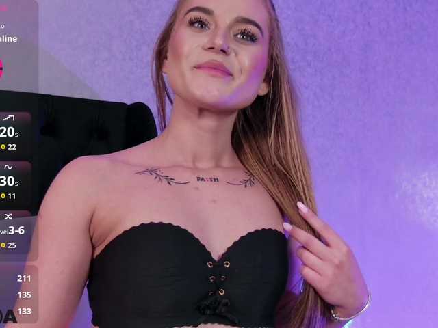 MiaBlue live cam preview