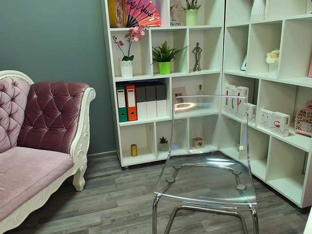 Bellawhite69 live cam on BongaCams