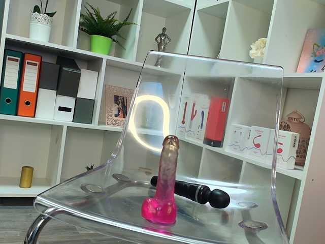 Bellawhite69 live cam preview