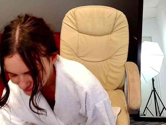 Bellawhite69 webcam