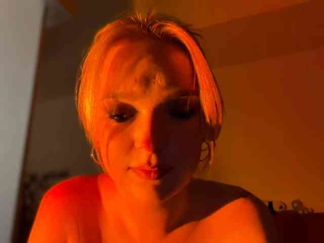 AnabelSirius - Girl 