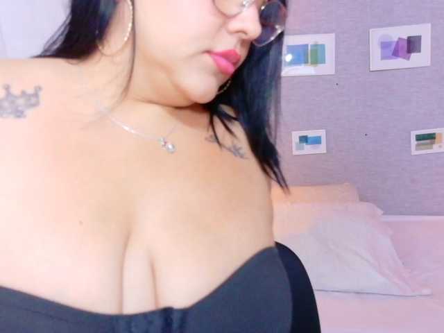 curvy-sexyvalen