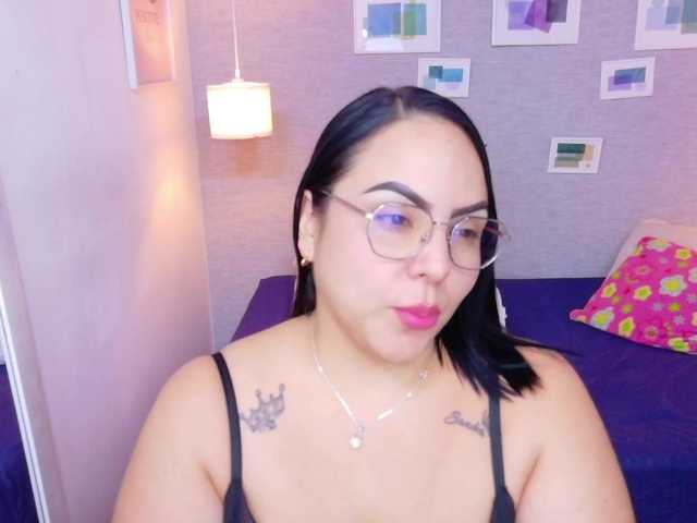 curvy-sexyvalen