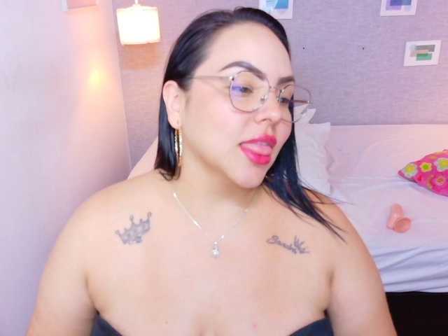 curvy-sexyvalen
