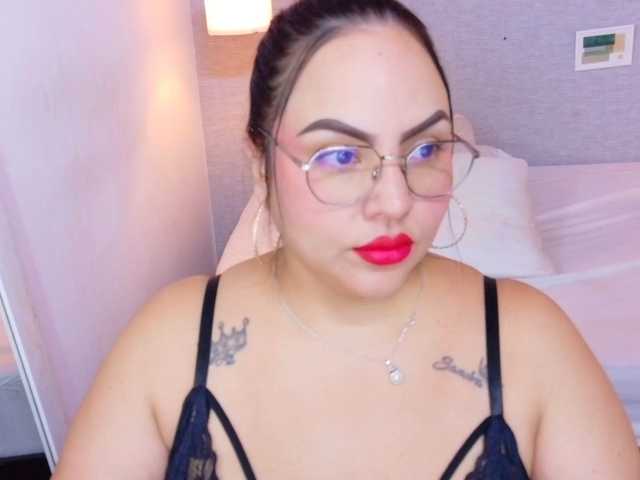 curvy-sexyvalen