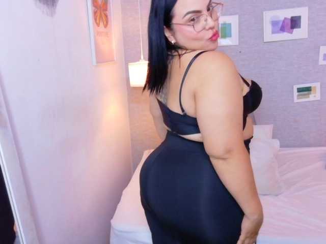 curvy-sexyvalen