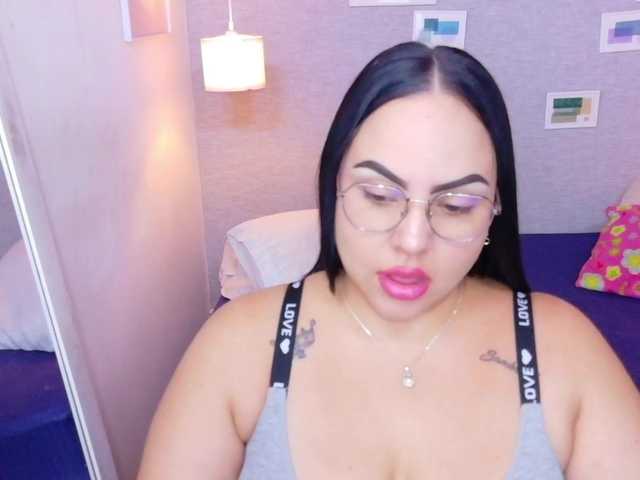 curvy-sexyvalen