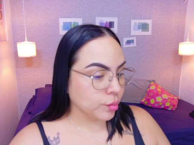 curvy-sexyvalen