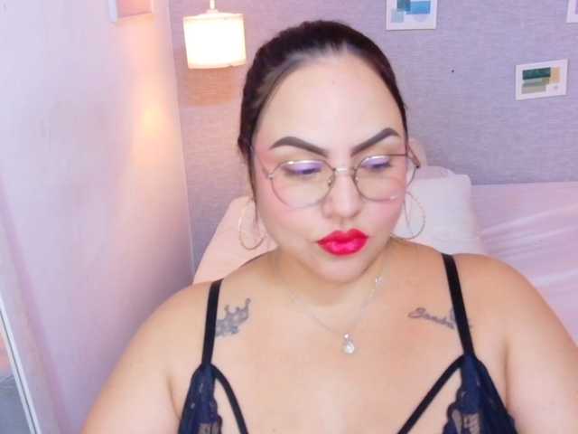 curvy-sexyvalen