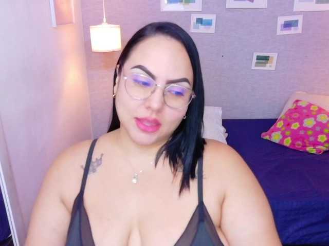 curvy-sexyvalen