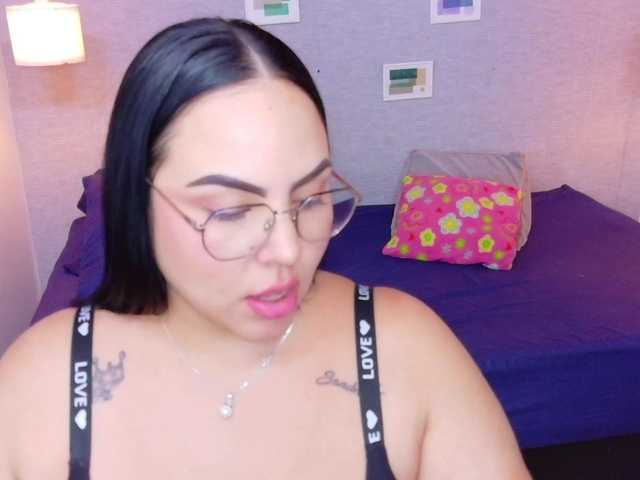 curvy-sexyvalen