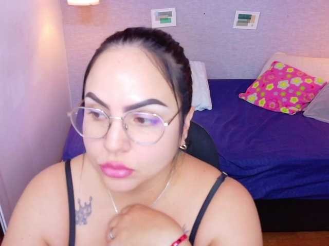curvy-sexyvalen
