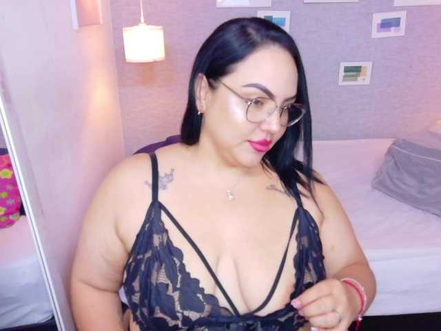 curvy-sexyvalen