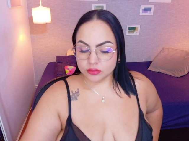 curvy-sexyvalen