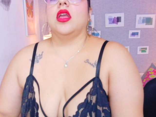 curvy-sexyvalen