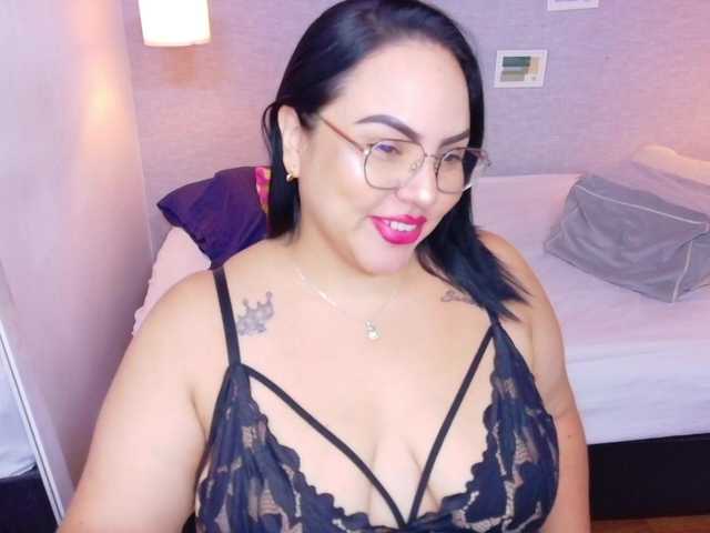 curvy-sexyvalen