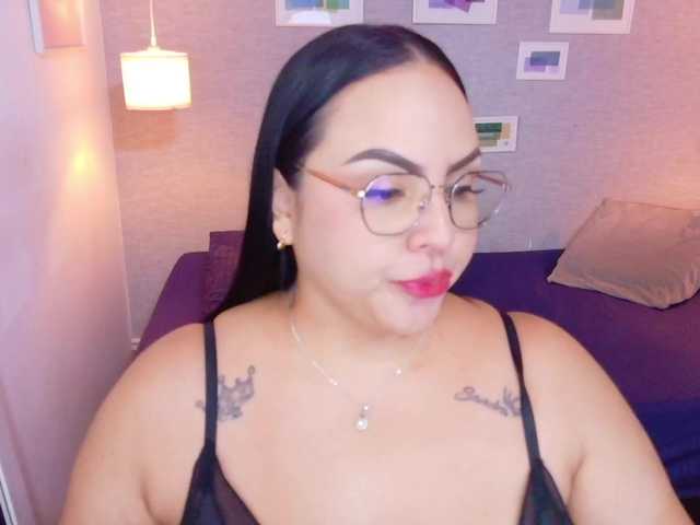 curvy-sexyvalen