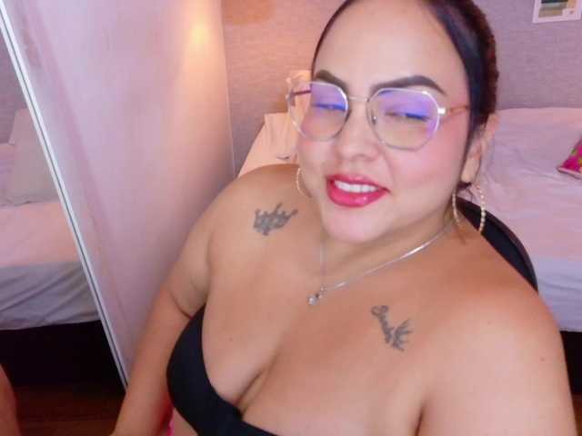 curvy-sexyvalen