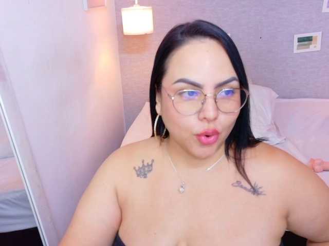 curvy-sexyvalen