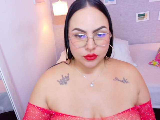 curvy-sexyvalen live cam on BongaCams