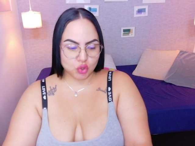 curvy-sexyvalen