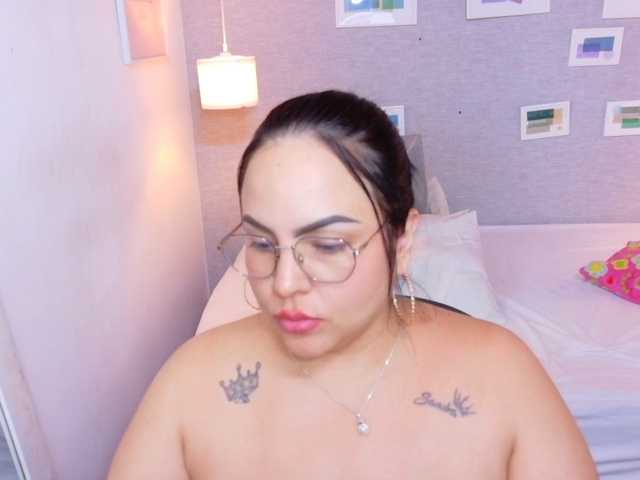 curvy-sexyvalen